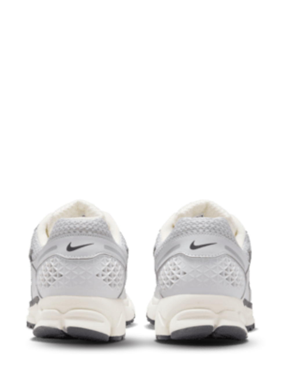 nike vomero 5 mettalic silver