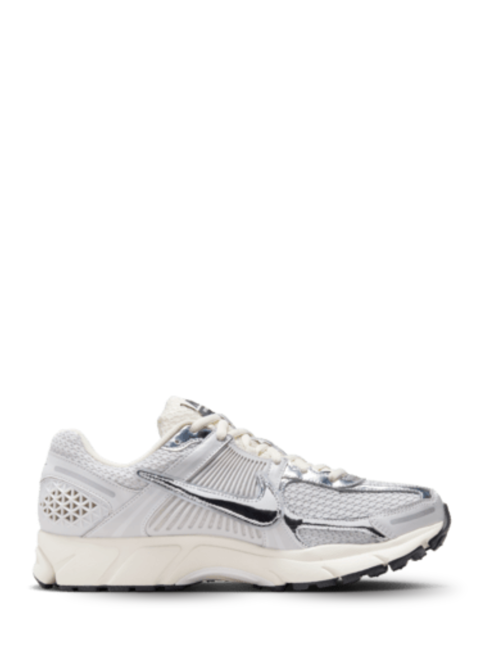 nike vomero 5 mettalic silver