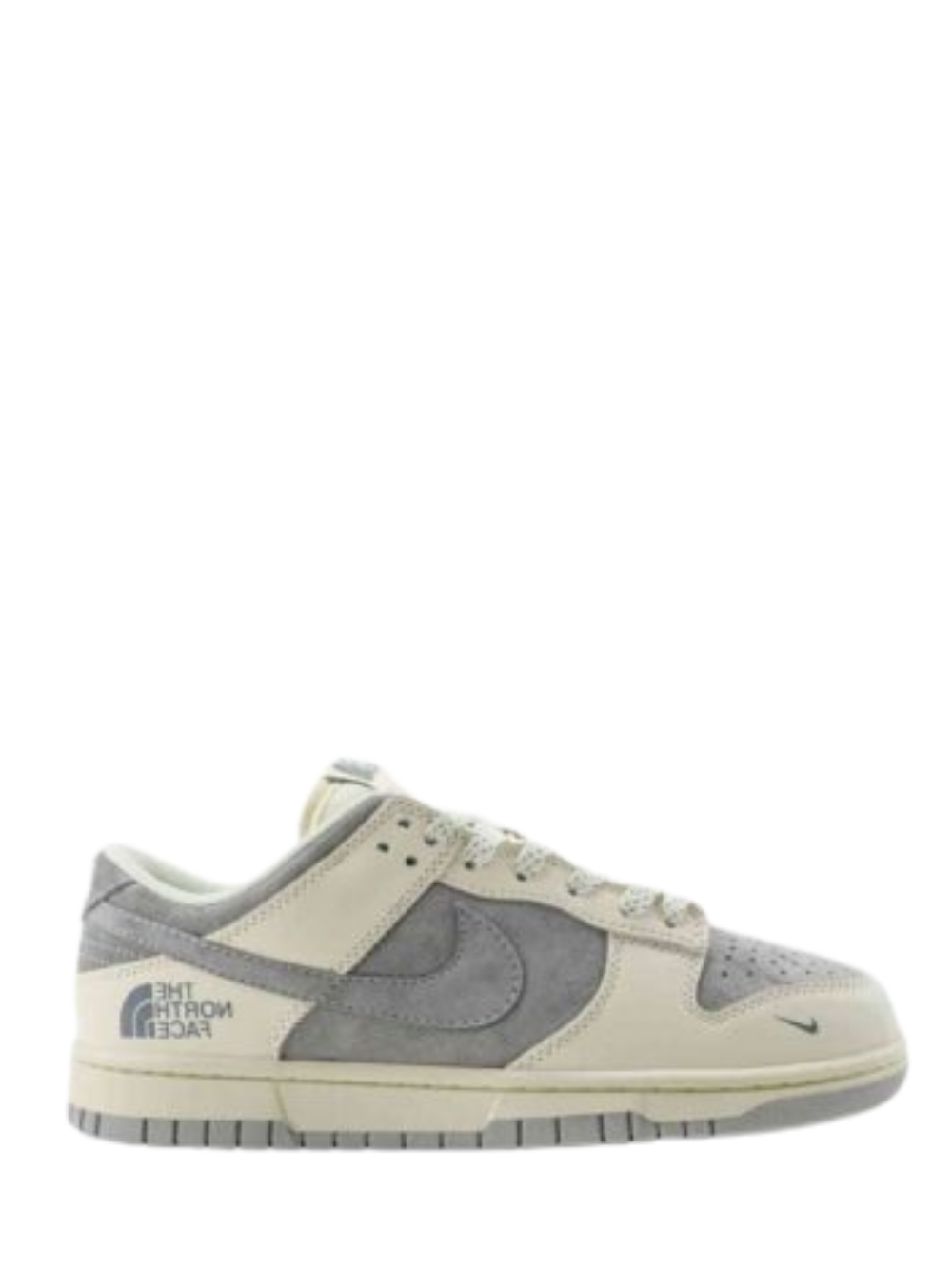 Nikee SB Dunk Low X North Face 2025