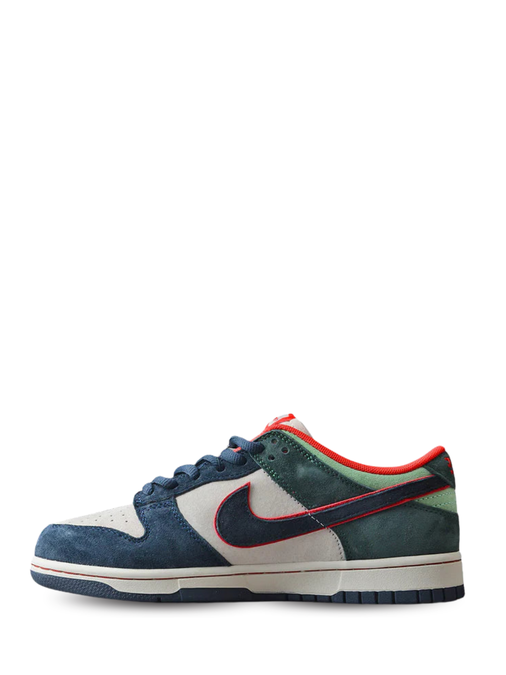 Nike sb dunk low x otomo karsuhiro steamboy ost Greenback Includes Suede Overlays