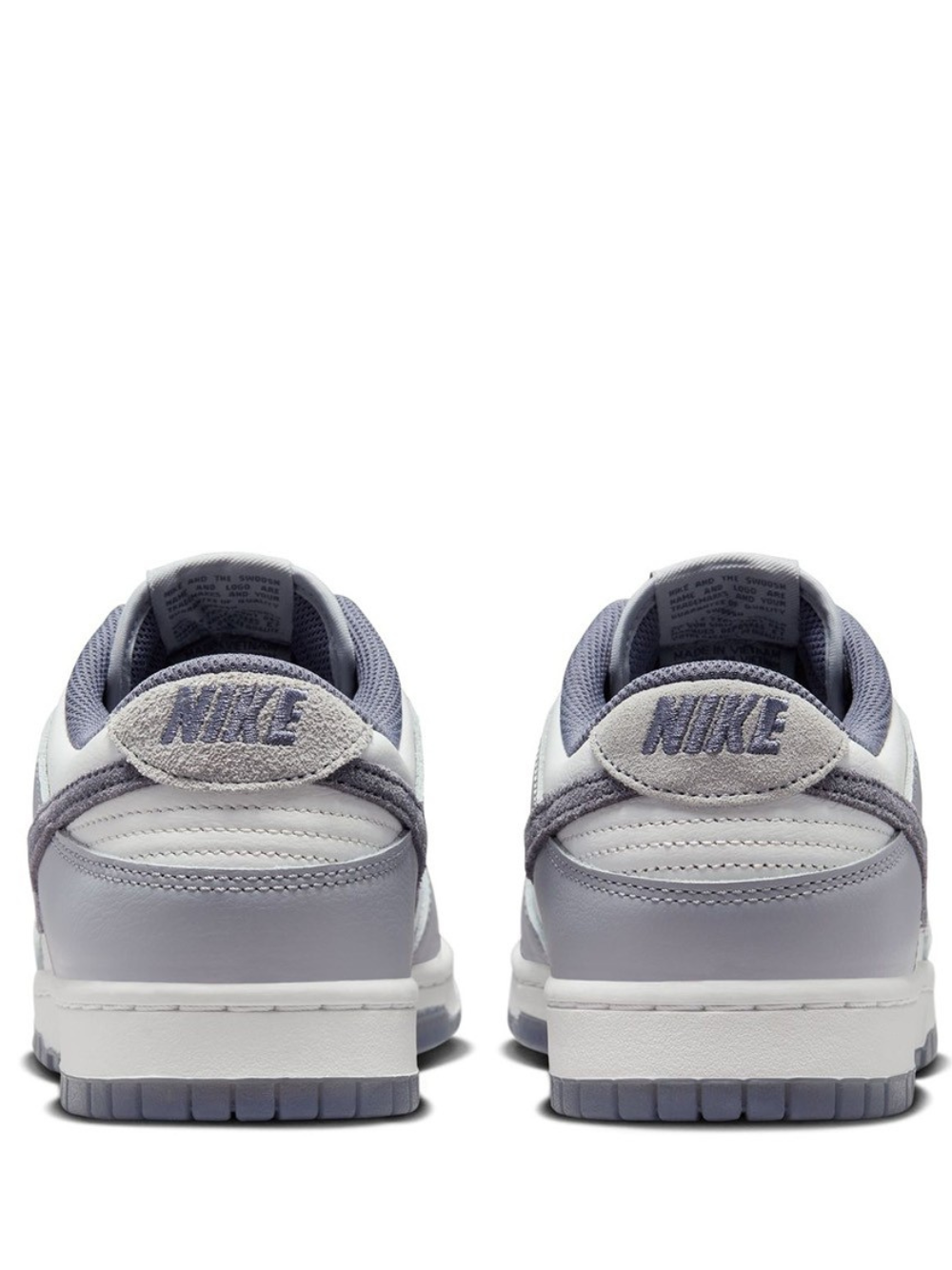 NIKEE SB DUNK LOW SE LIGHT CARBON