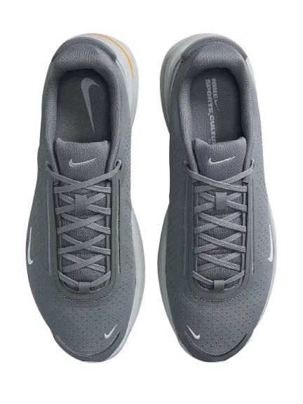 Nikee air zoom upturn sc Grey