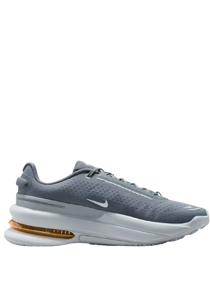 Nikee air zoom upturn sc Grey